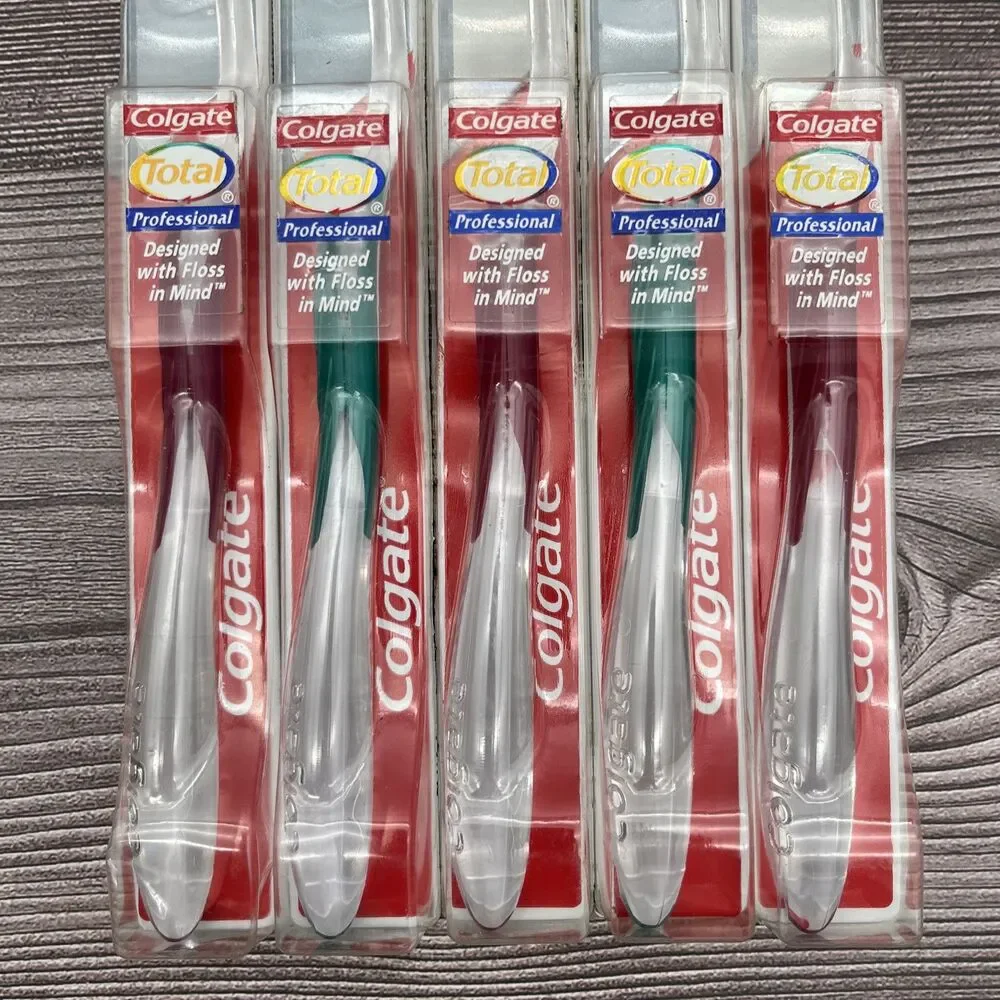 5 LOT Colgate Total Precision Vintage NOS Triple Action Bristles Soft Compact 75